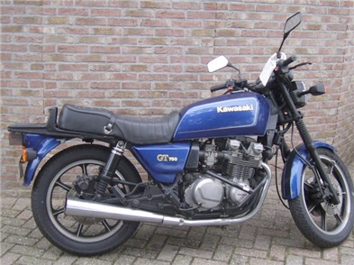 http://www.robsacc.nl/UploadFile/big_Kawasaki_GT750_2168_1.jpg